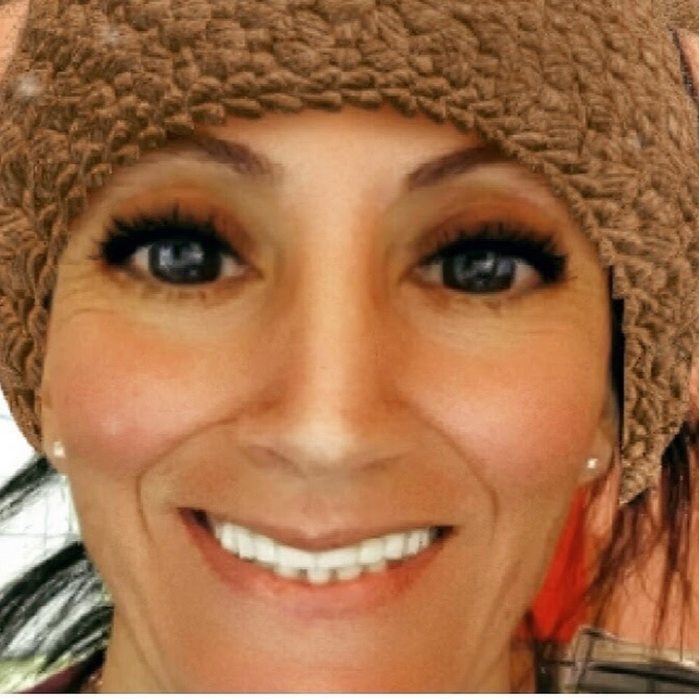 Meet your Posher, Lisa